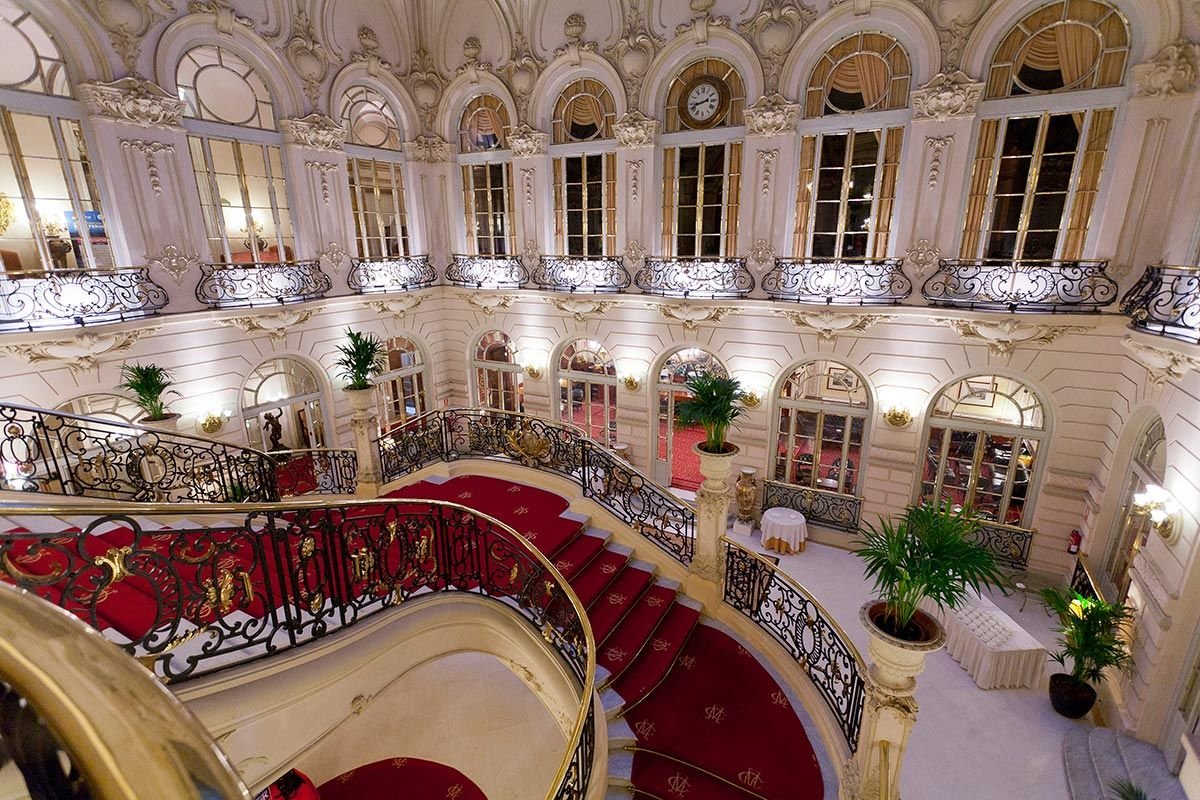 Venue elegante para eventos corporativos y cenas de gala en Barcelona.
